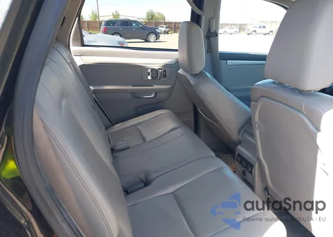 2008 Suzuki Xl7 Luxury из США, поврежденный, VIN 2S3DA417186118273